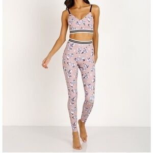 Beyond Yoga Pink and White Olympus High Waisted small Legging Floral Blush